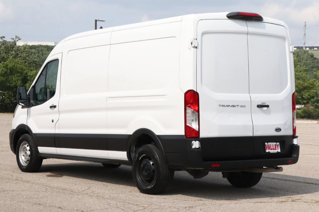 Used 2023 Ford Transit 250 Medium Roof w/ Load Area Protection Package RWD image 7