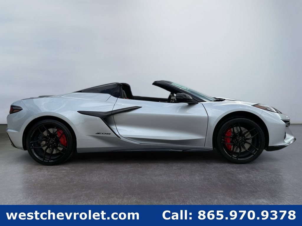 New 2026 Chevrolet Corvette Z06 RWD image 2