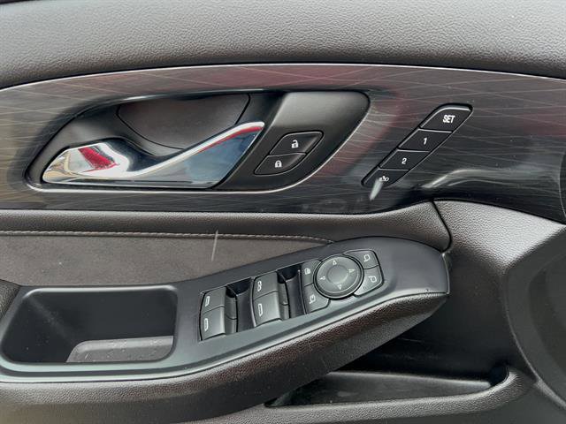 Used 2022 Chevrolet Traverse High Country w/ LPO, Floor Liner Package image 17