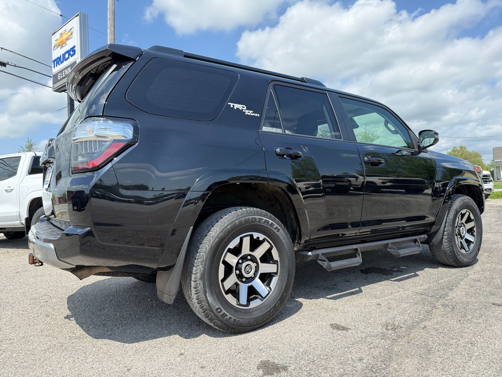 Used 2023 Toyota 4Runner TRD Off-Road Premium w/ Moonroof Package AWD/4WD image 11