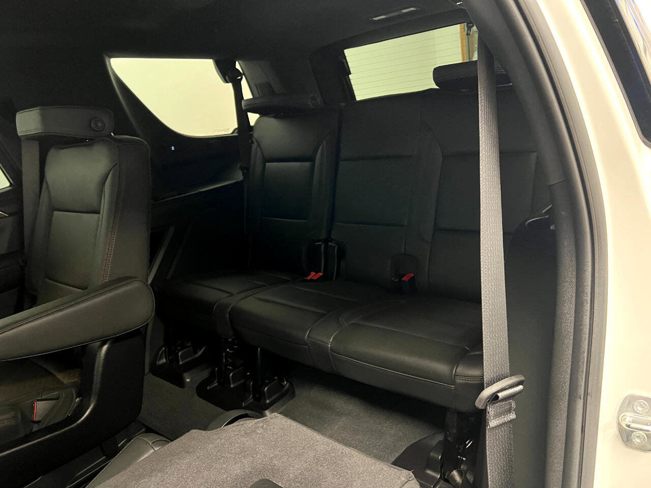 Used 2024 Chevrolet Tahoe High Country image 23