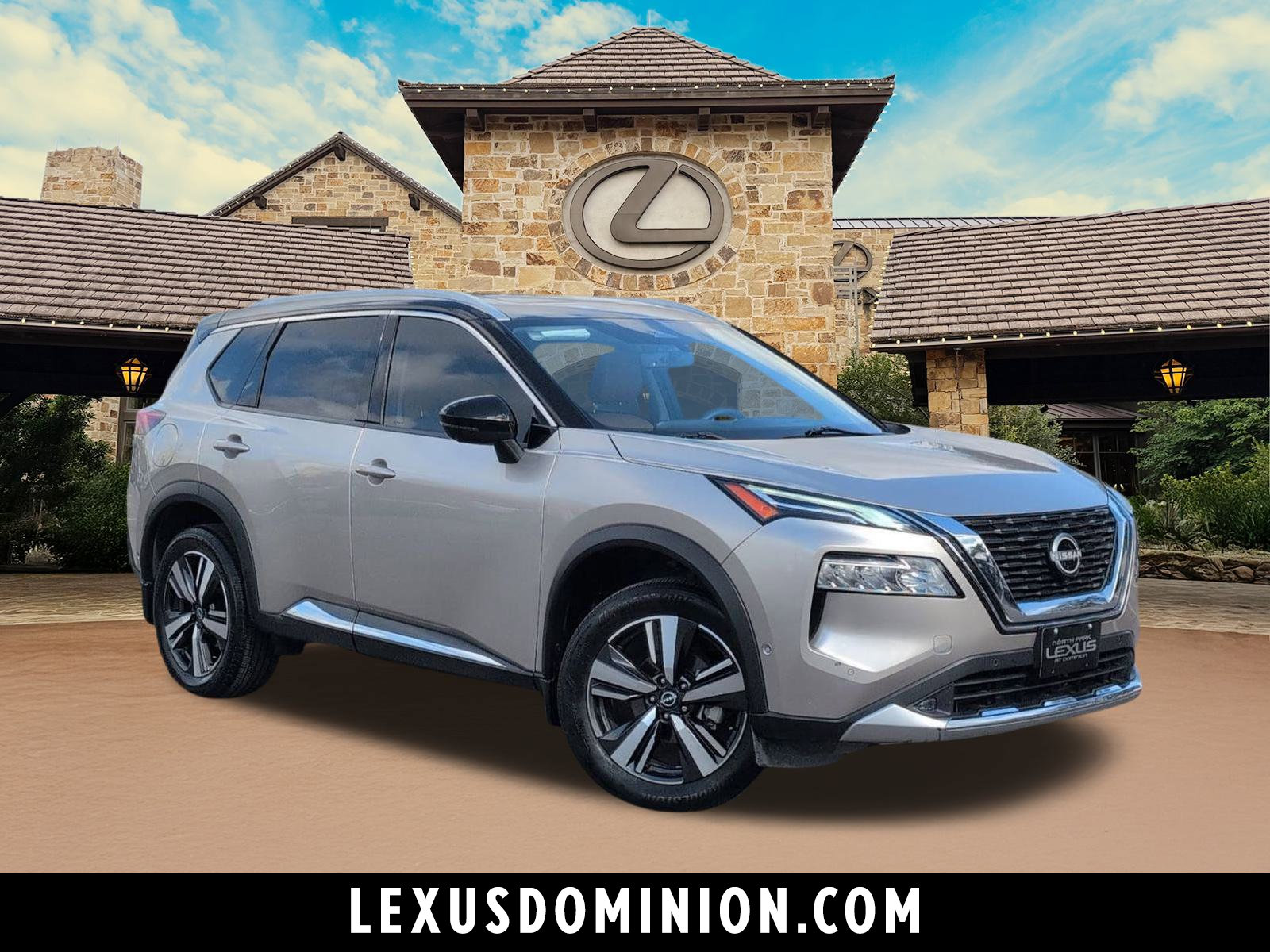 Used 2022 Nissan Rogue Platinum w/ Head-Up Display Package