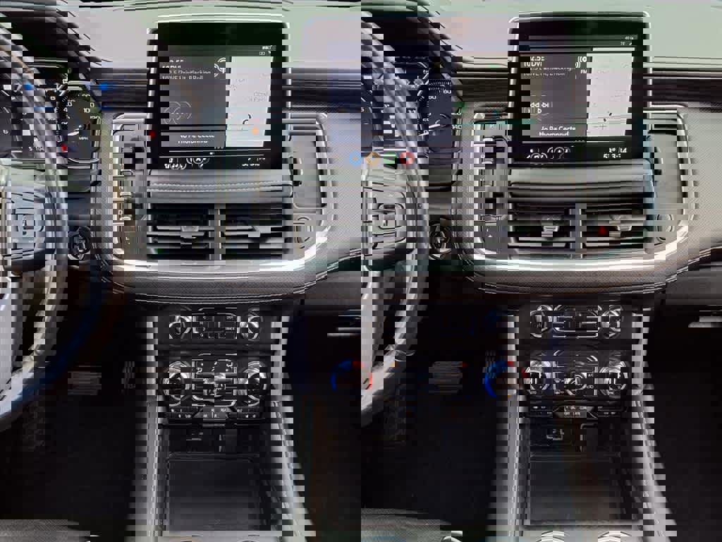 Used 2021 GMC Yukon SLT w/ SLT Luxury Plus Package image 17