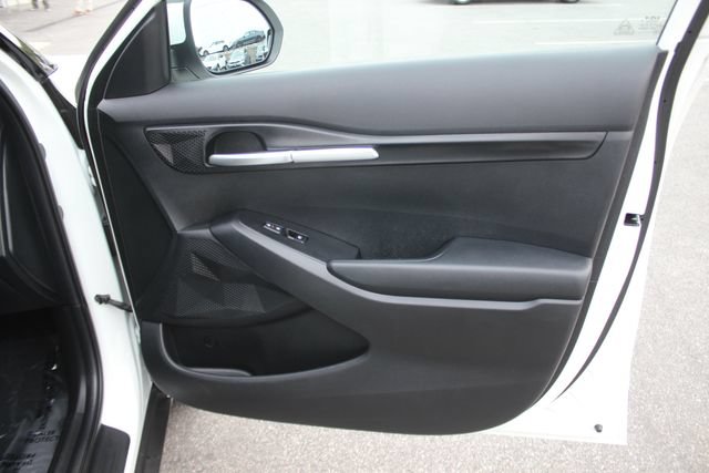 Used 2025 Kia Seltos LX AWD/4WD image 30