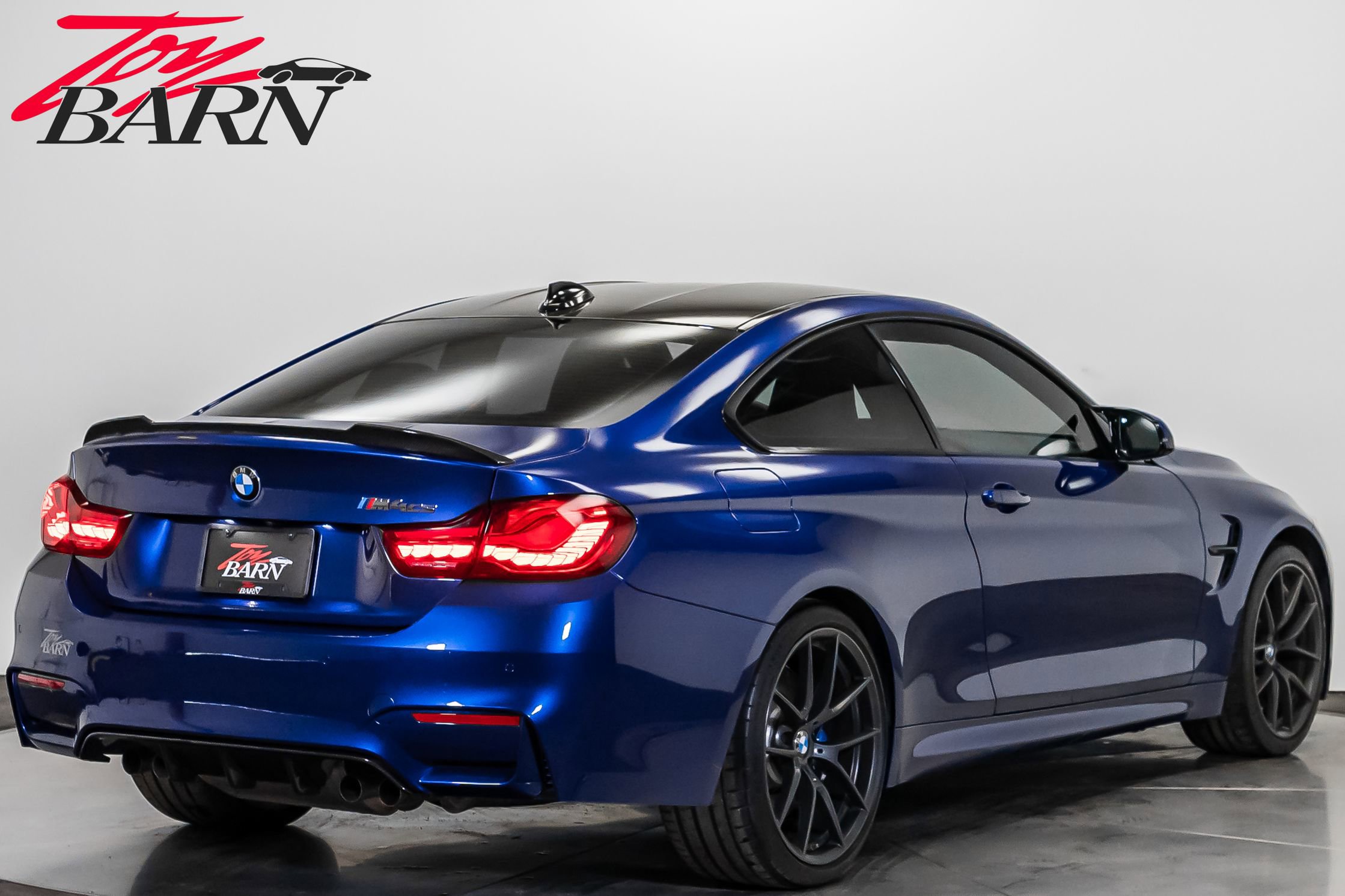 Used 2019 BMW M4 CS w/ Executive Package image 5