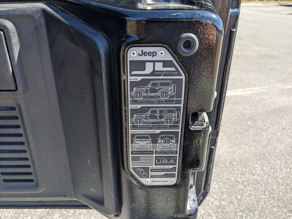 Used 2020 Jeep Wrangler Unlimited Sport S image 39