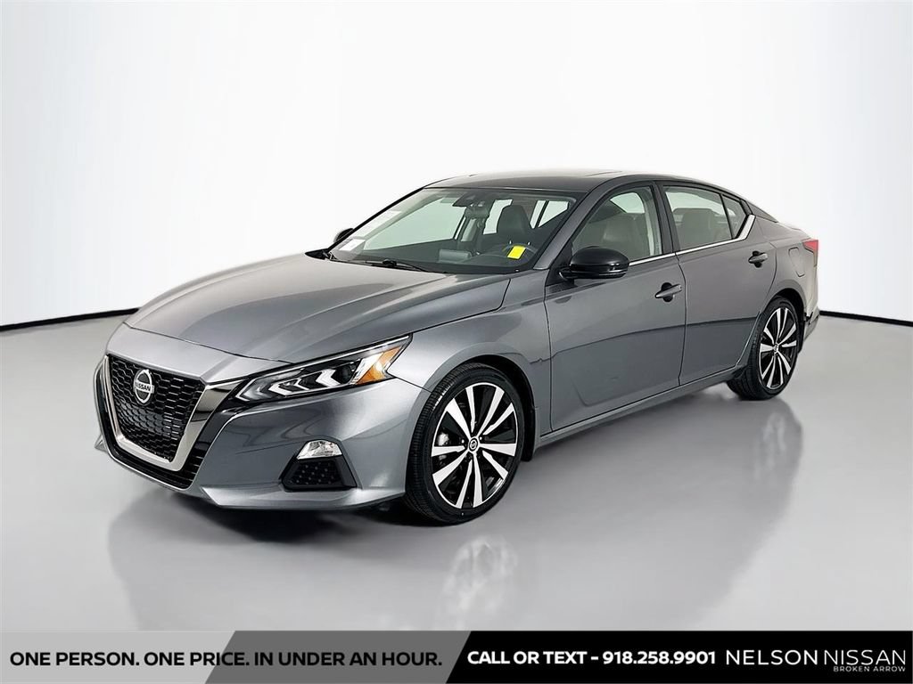 Certified 2020 Nissan Altima 2.5 SR w/ Premium Package FWD image 1