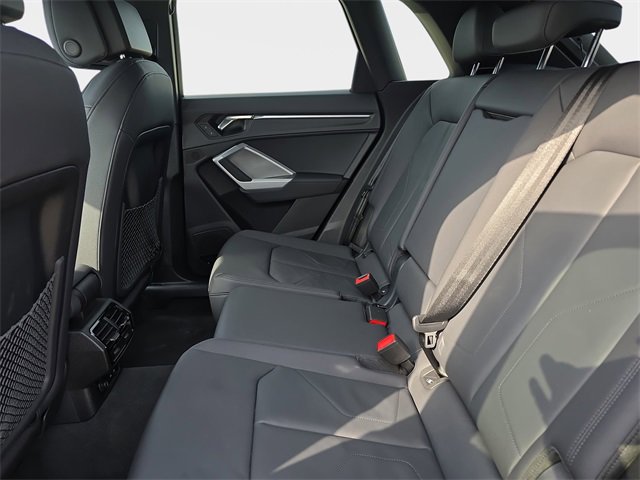 Used 2025 Audi Q3 2.0T Premium Plus w/ Premium Plus Package image 17