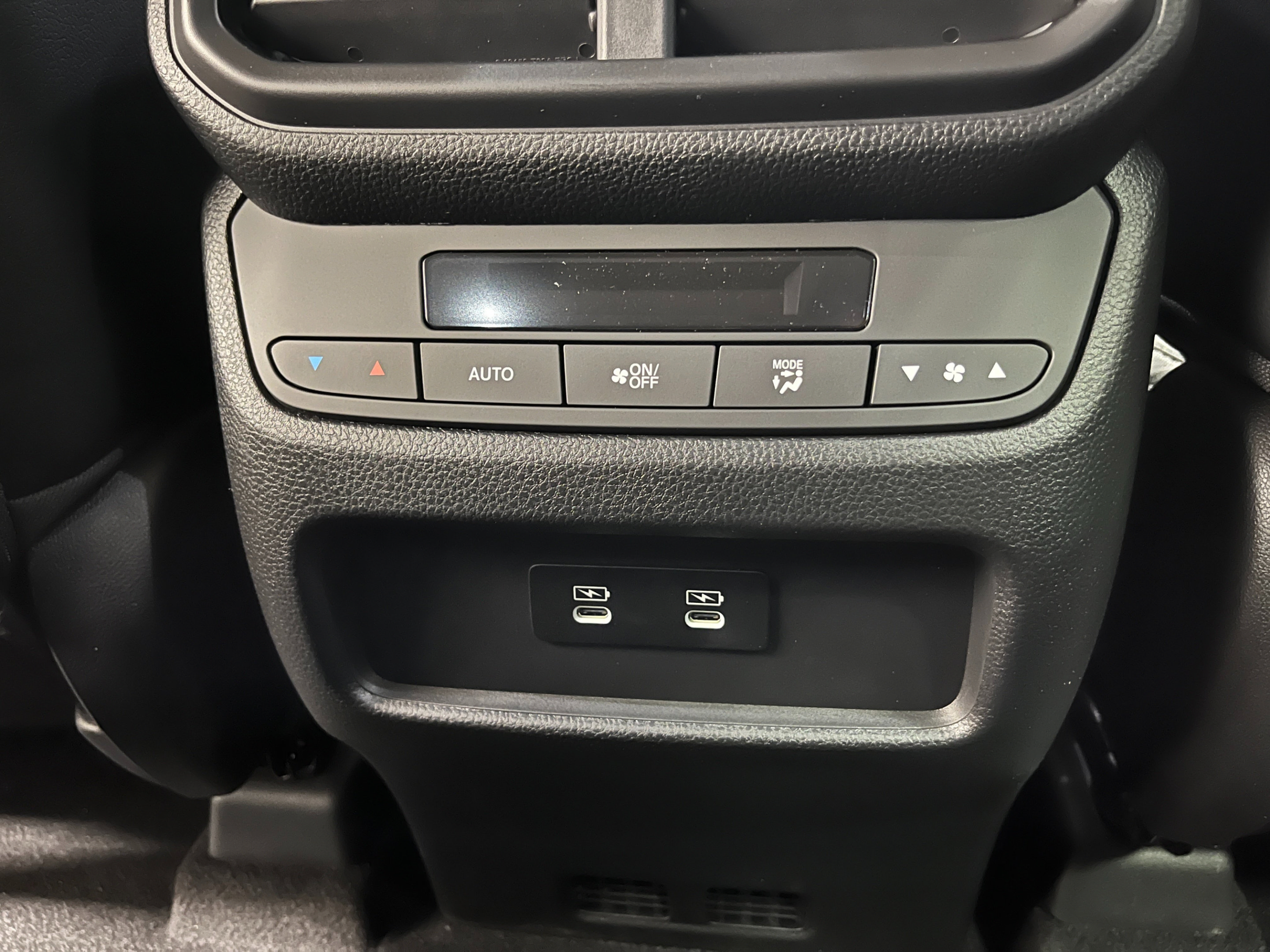 New 2026 Honda Pilot Touring image 24
