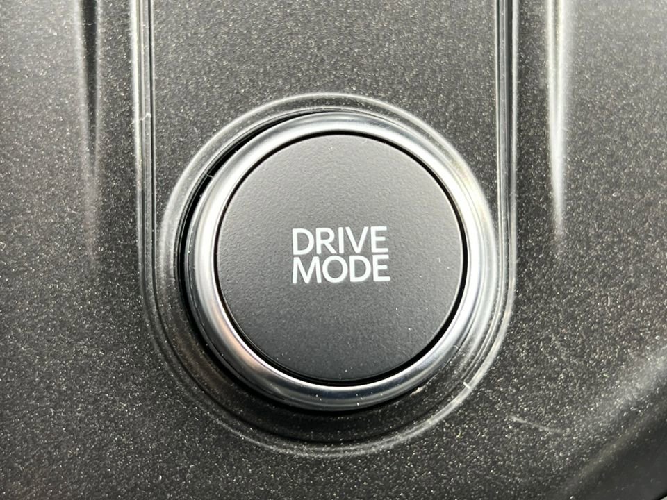 Used 2026 Ford Explorer Active w/ Active Comfort Package image 28