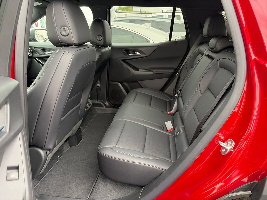 New 2026 Chevrolet Equinox LT w/ Convenience Package II FWD image 24