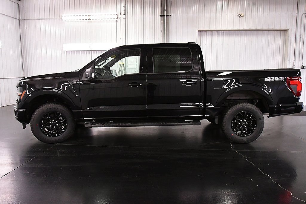New 2026 Ford F150 XLT w/ Equipment Group 302A MID AWD/4WD image 4