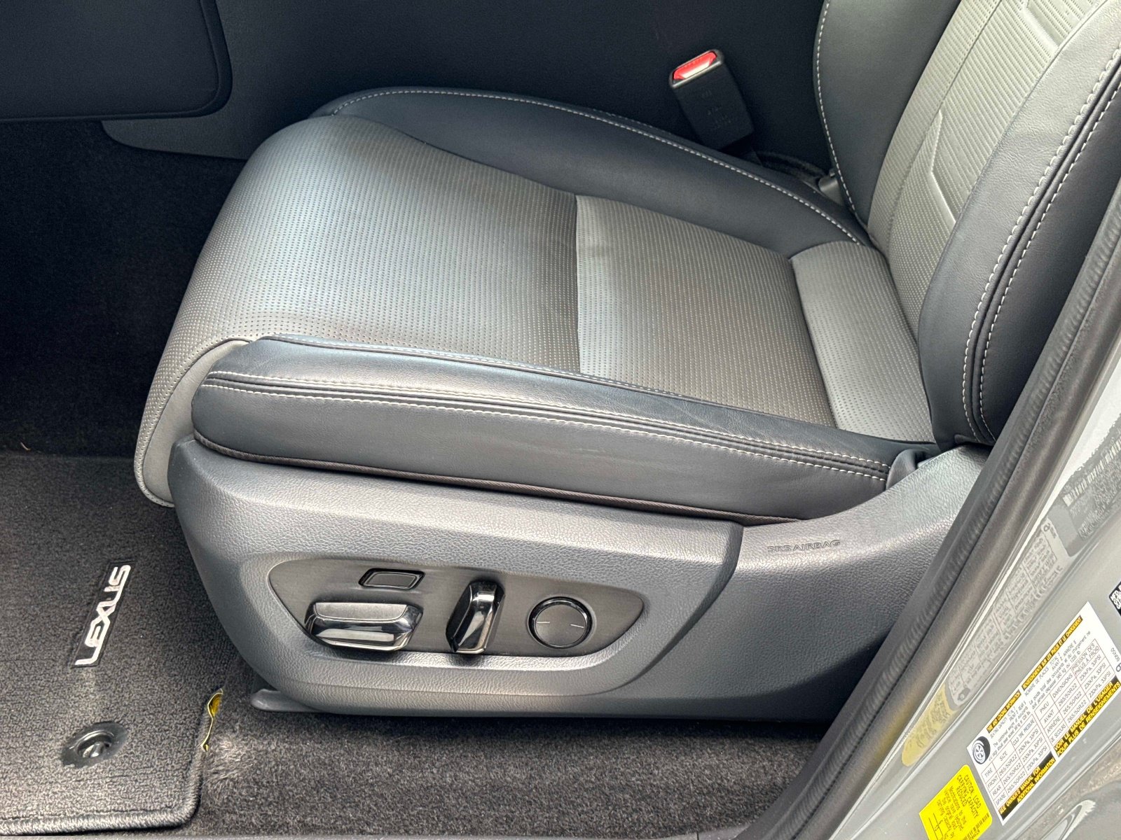 Certified 2025 Lexus GX 550 w/ Accessory Package (Z1) AWD/4WD image 21