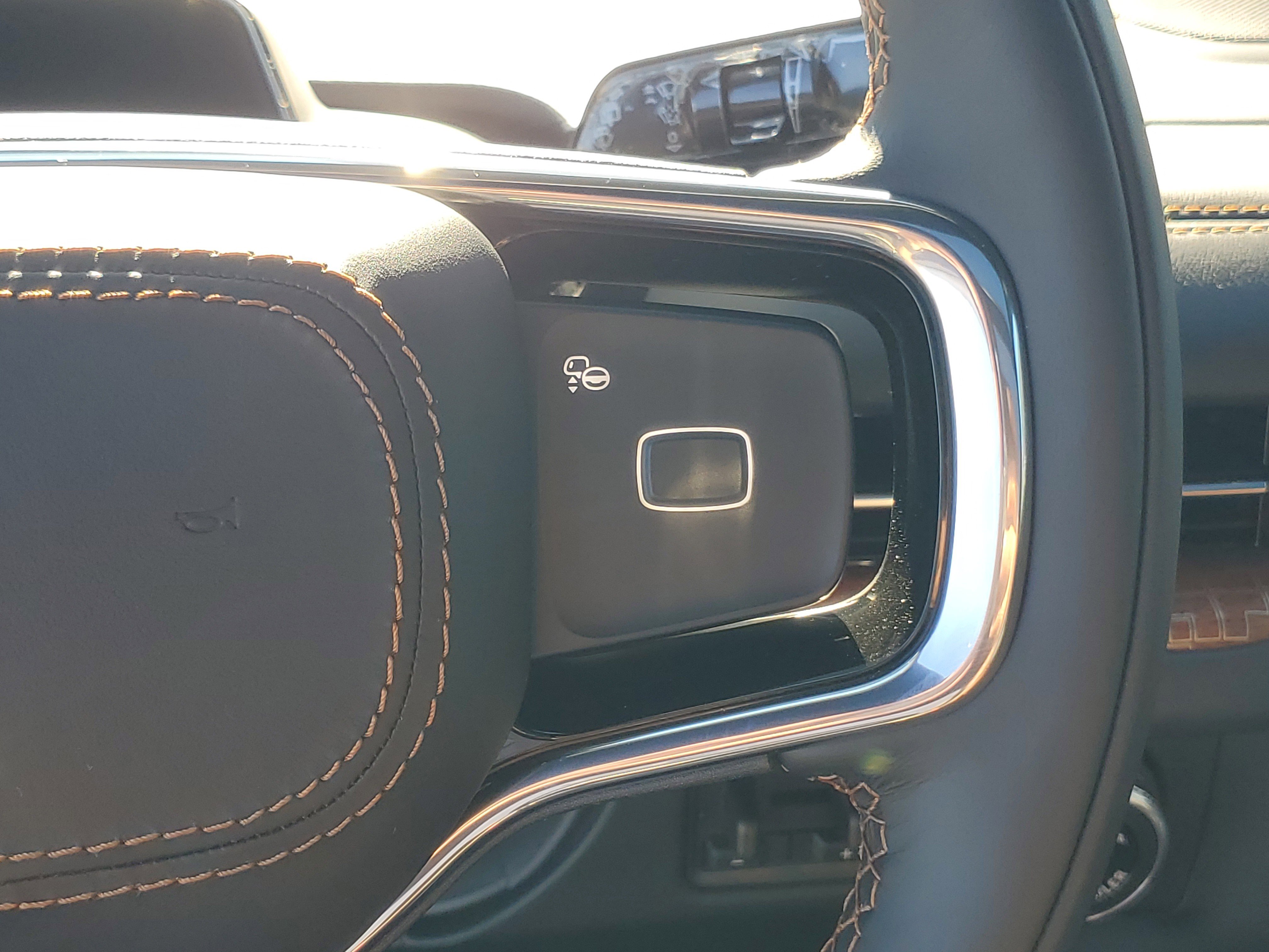 New 2025 Lincoln Navigator L Black Label image 18