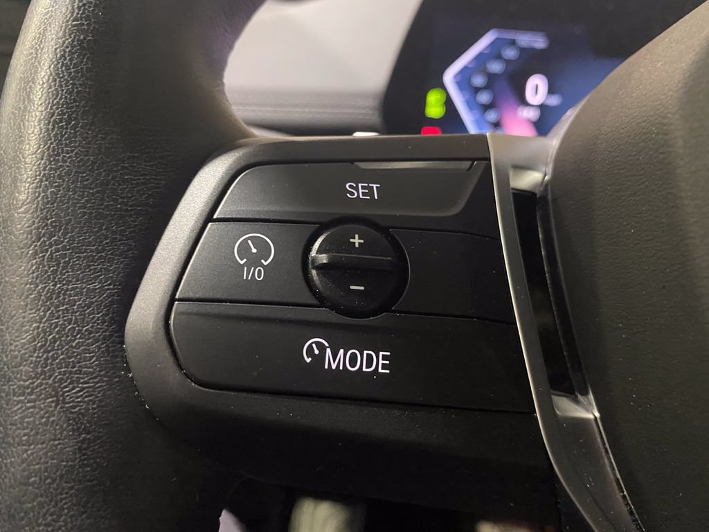 Used 2025 BMW X1 xDrive28i AWD/4WD image 10