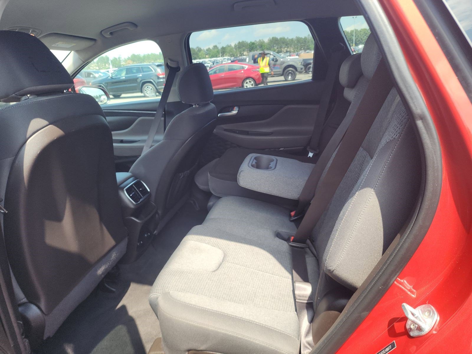 Used 2020 Hyundai Santa Fe SE FWD image 14