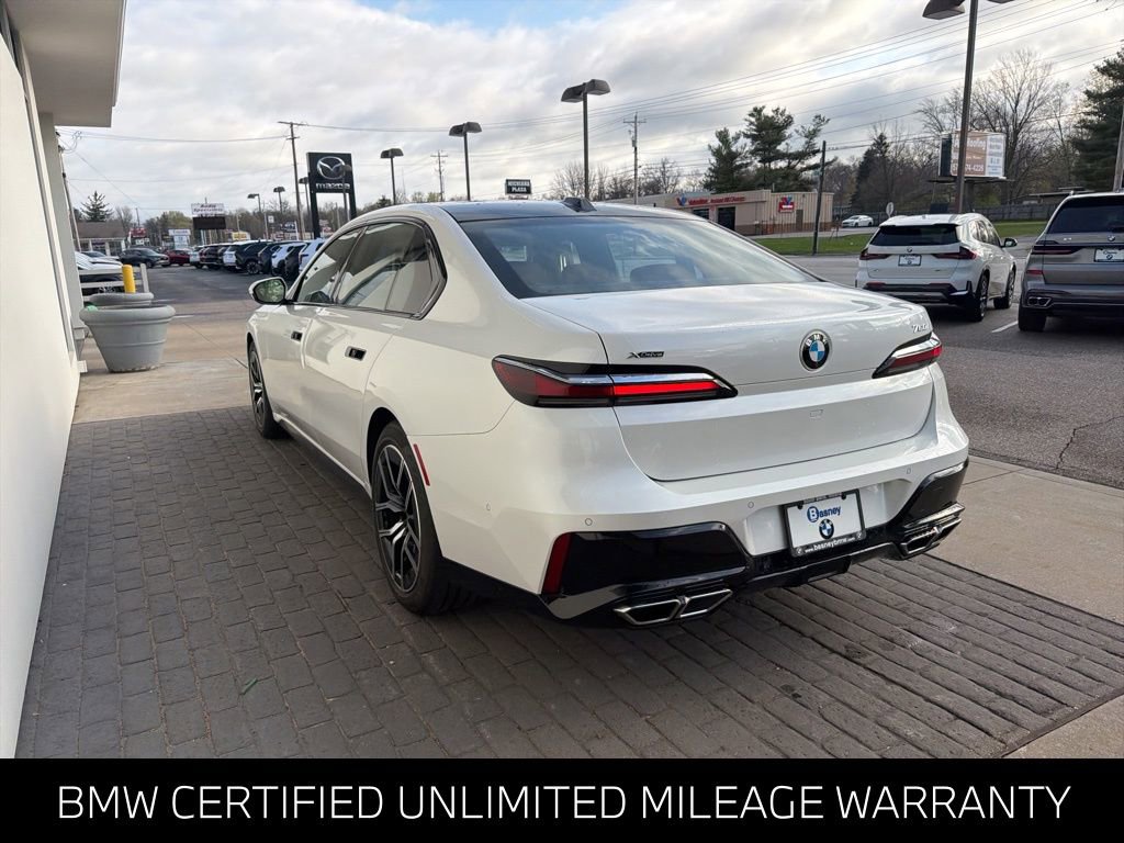 Certified 2024 BMW 760i xDrive w/ Executive Package AWD/4WD image 6