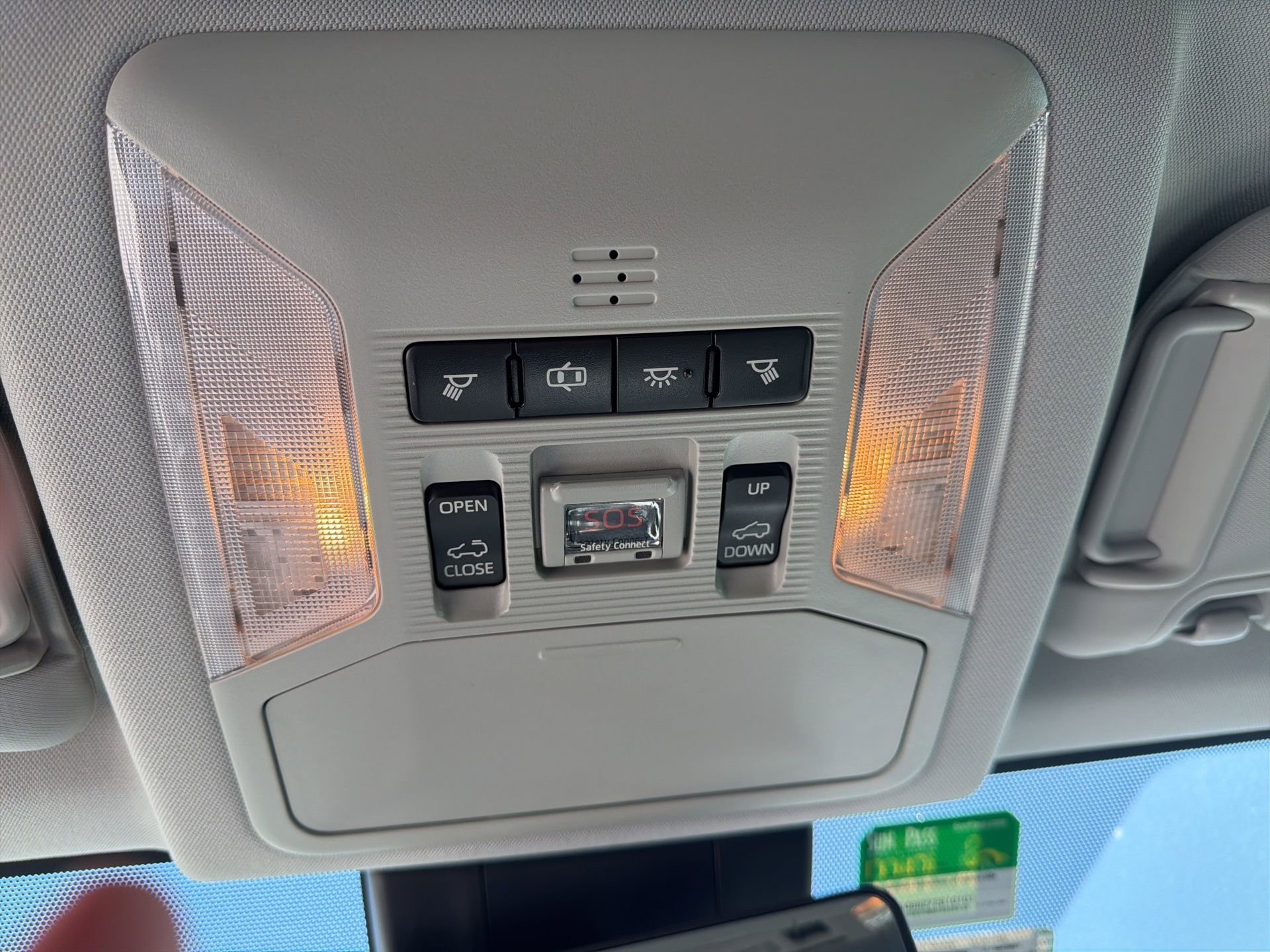 Used 2019 Toyota RAV4 Limited FWD image 26