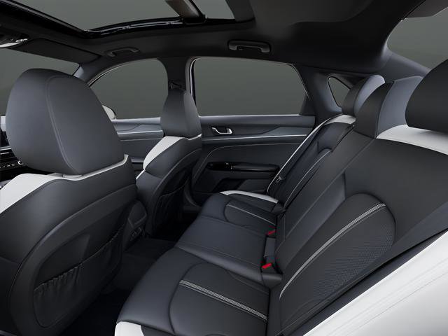 New 2026 Kia K5 GT-Line image 18