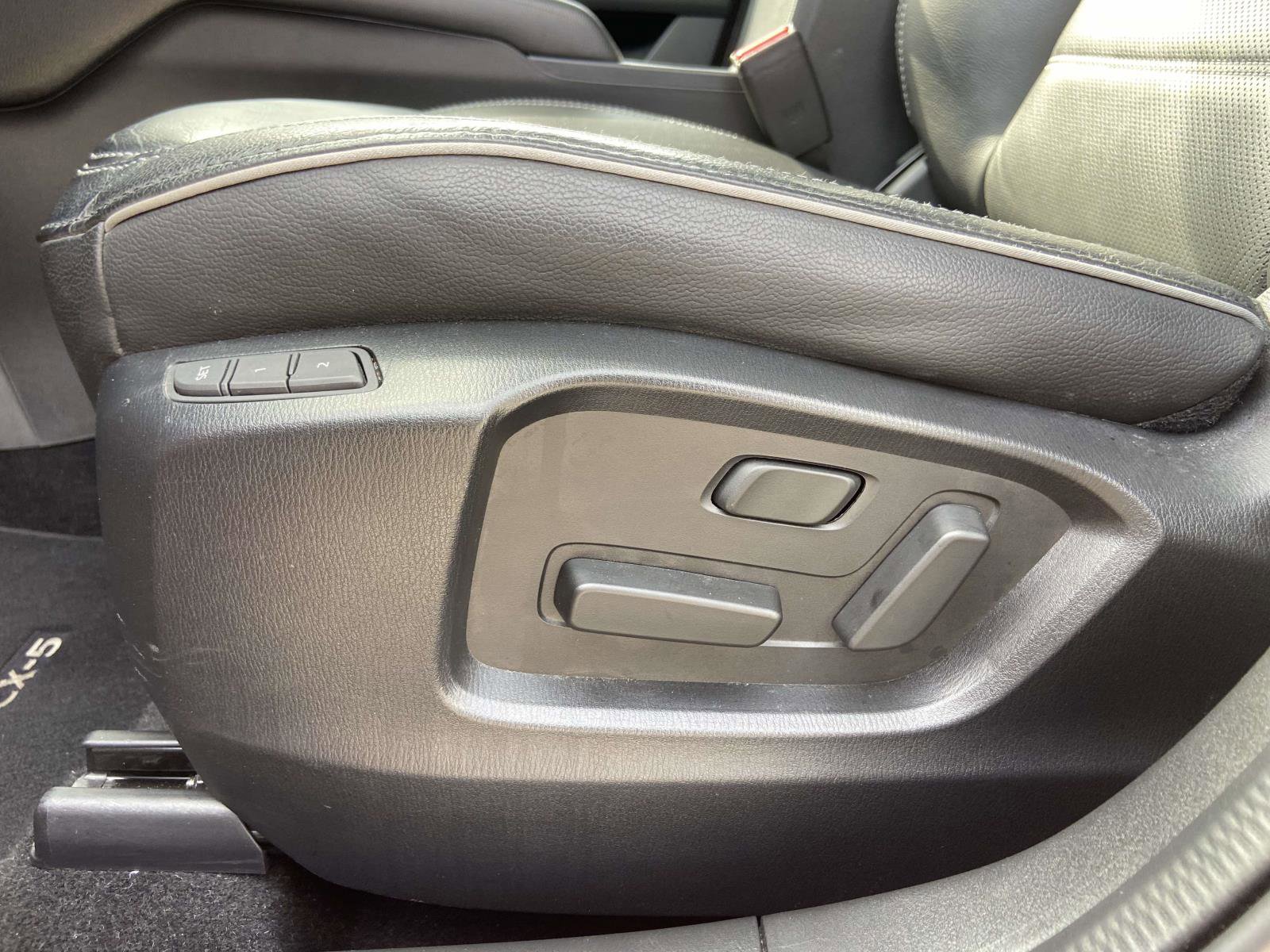 Used 2024 MAZDA CX-5 AWD 2.5 S w/ Preferred Package image 17