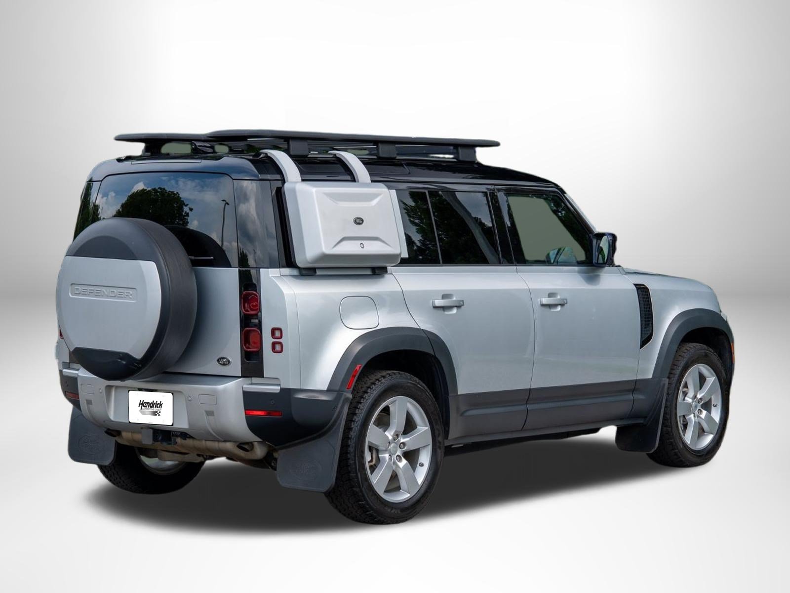 Used 2020 Land Rover Defender 110 First Edition AWD/4WD image 8