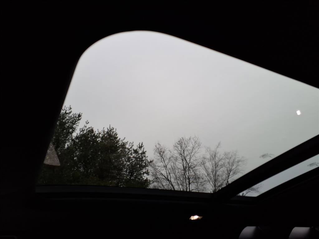 Certified 2024 Land Rover Defender 110 S image 18