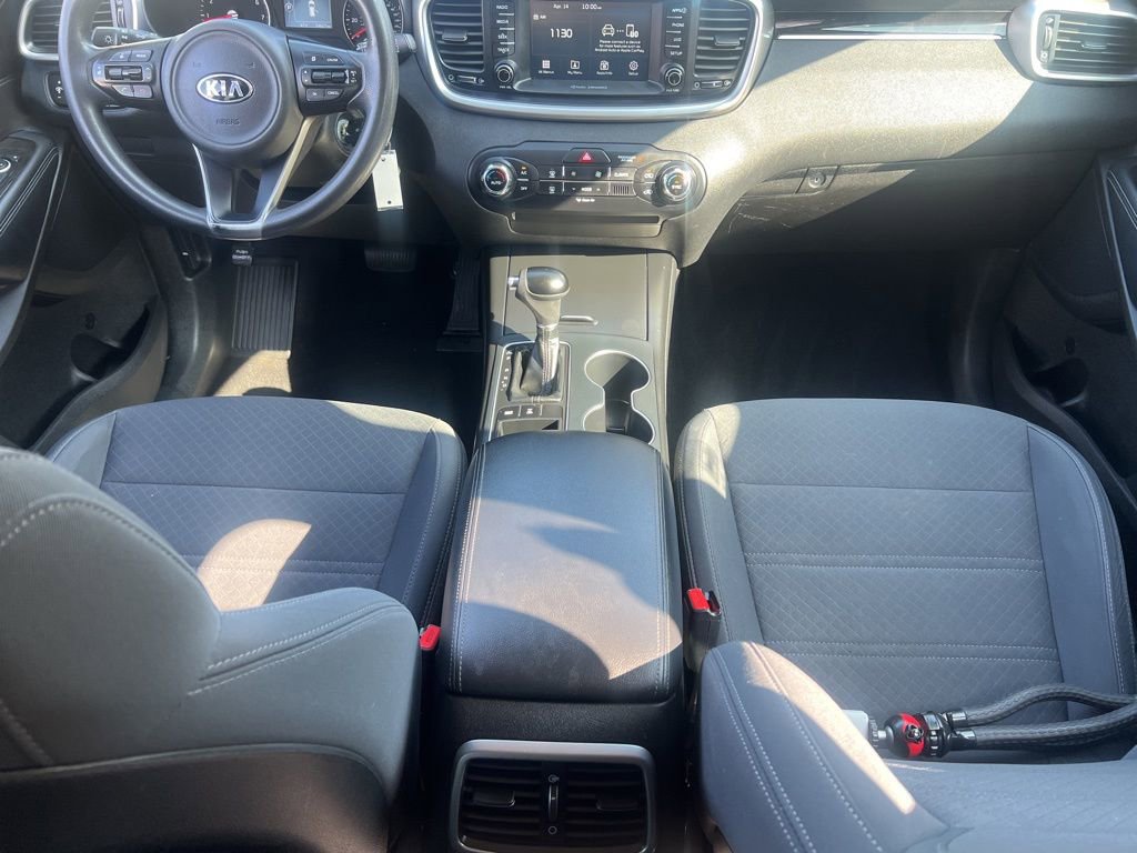 Used 2018 Kia Sorento LX image 17