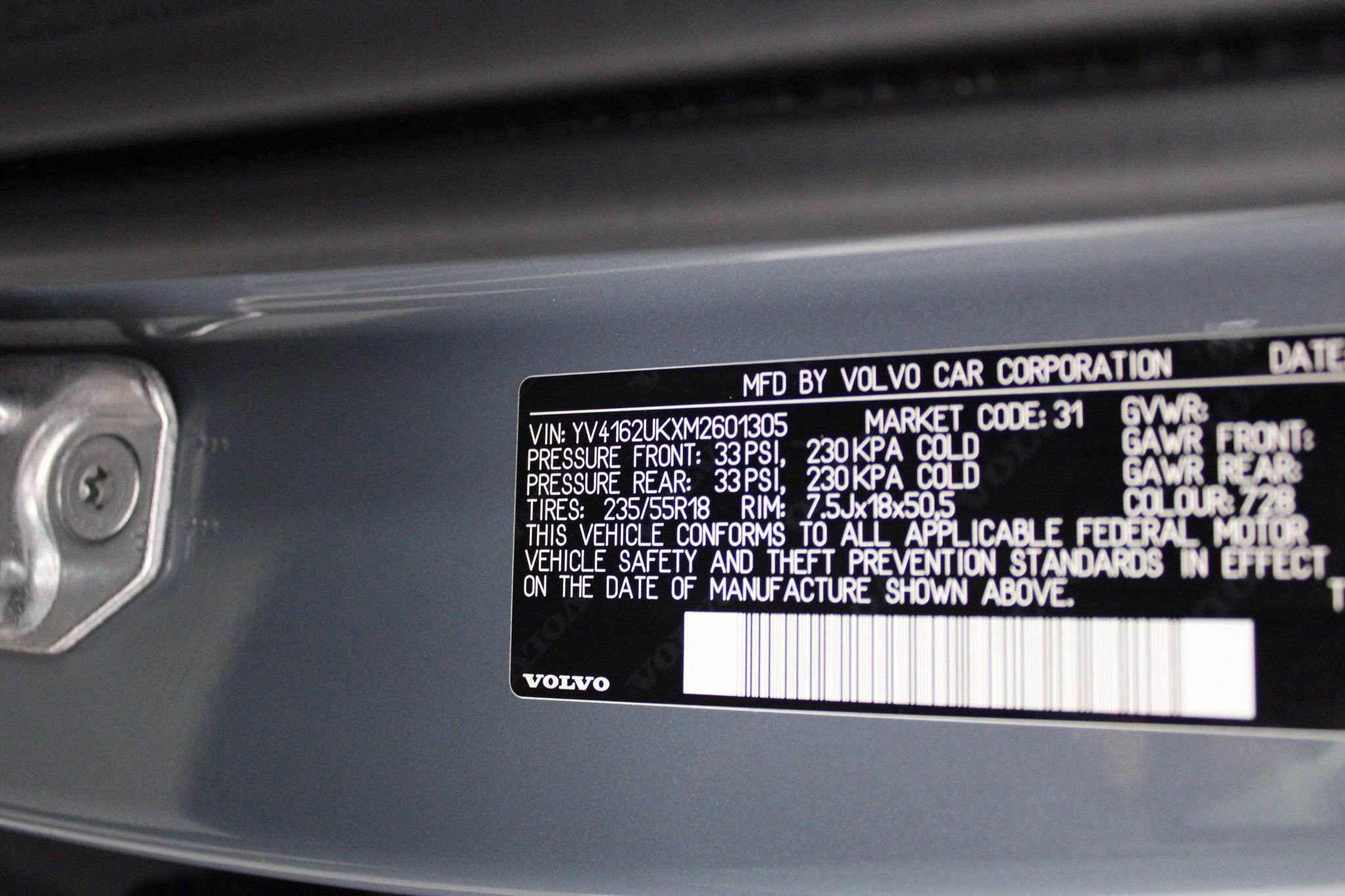 Used 2021 Volvo XC40 T5 Momentum image 48