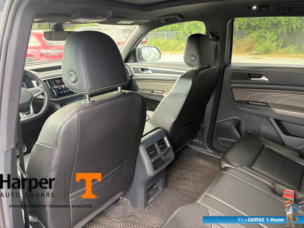 Used 2023 Volkswagen Atlas Cross Sport SEL R-Line AWD/4WD image 11
