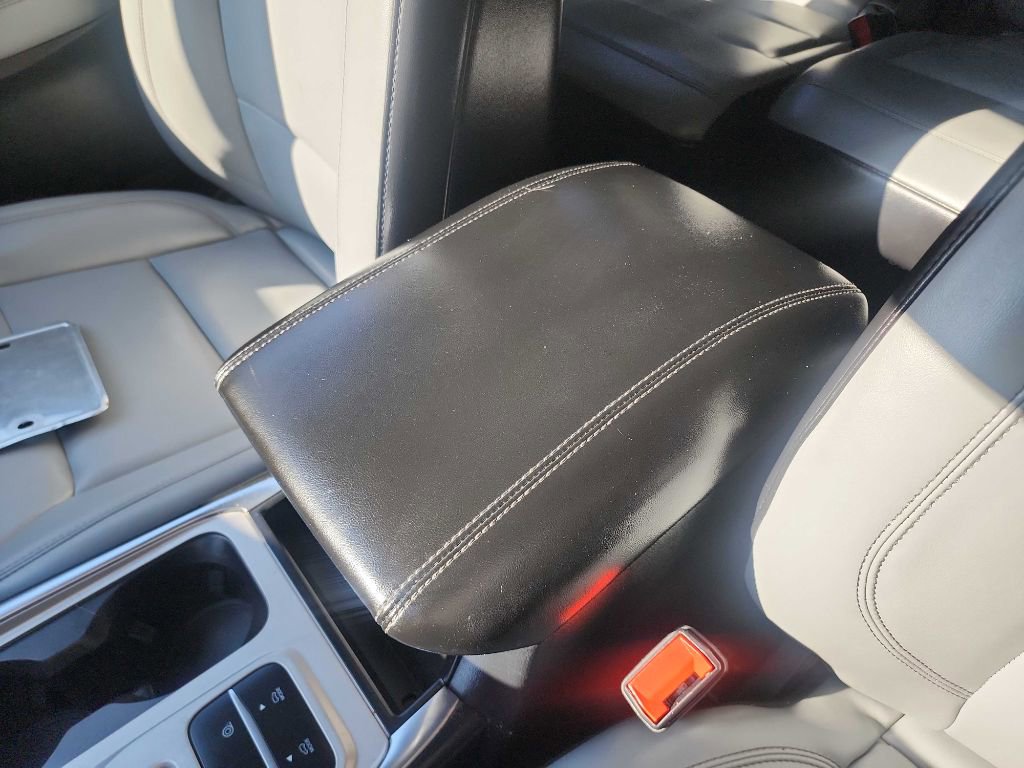 Used 2021 Ford Explorer XLT w/ Equipment Group 202A image 25