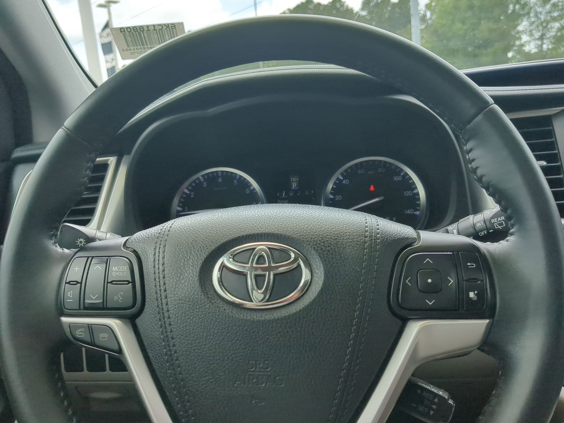 Used 2016 Toyota Highlander XLE FWD image 13