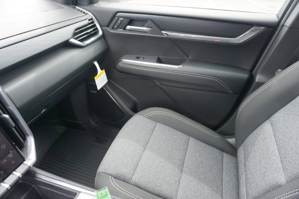 New 2025 GMC Acadia Elevation w/ LPO, Floor Liner Package image 30