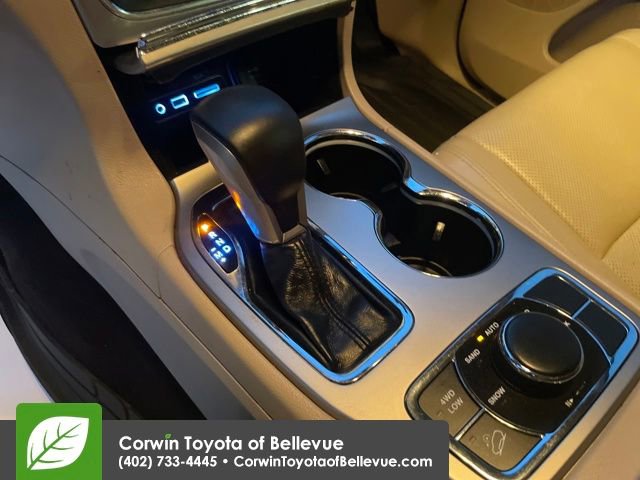 Used 2017 Jeep Grand Cherokee Limited w/ Luxury Group II image 23