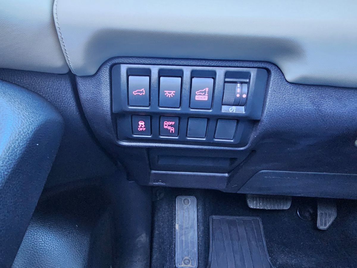 Used 2020 Subaru Ascent Limited w/ Technology Package image 39