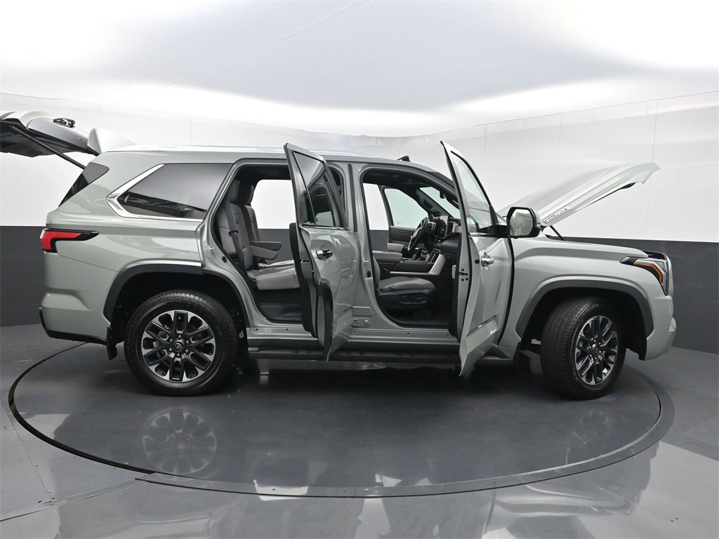 Used 2025 Toyota Sequoia Limited image 41