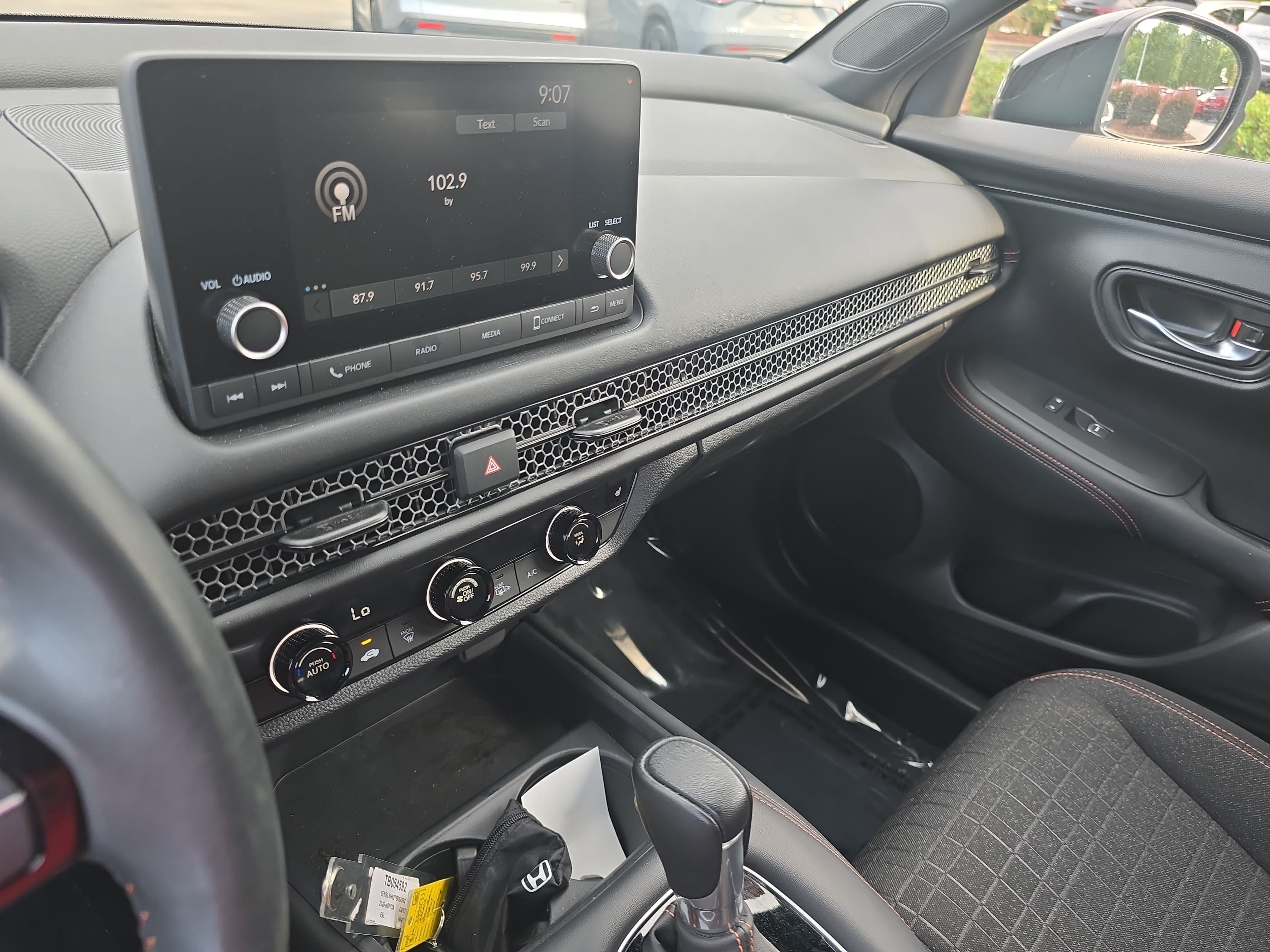 Used 2024 Honda HR-V Sport image 19