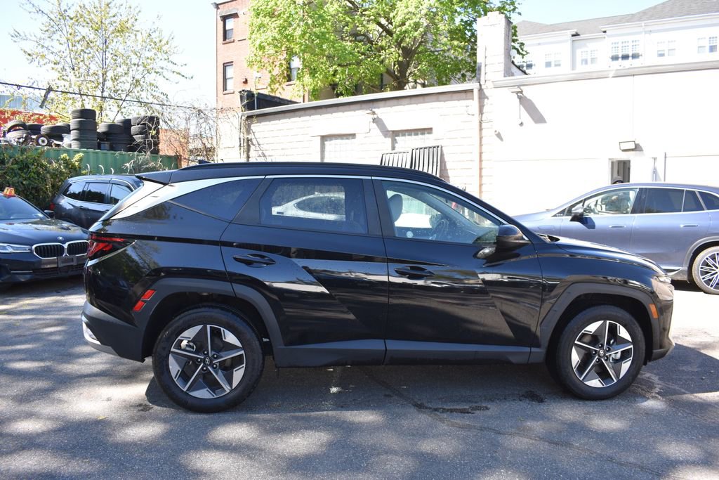 Used 2025 Hyundai Tucson SEL AWD/4WD image 5