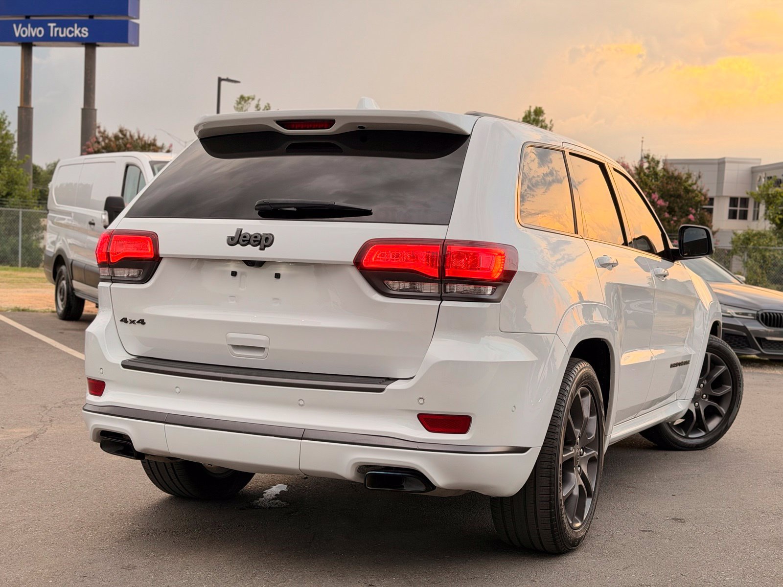 Used 2021 Jeep Grand Cherokee High Altitude AWD/4WD image 4
