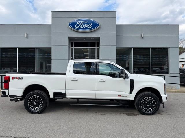 New 2026 Ford F250 4x4 Crew Cab Super Duty image 2