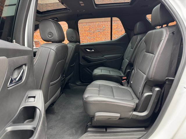 Used 2023 Chevrolet Traverse RS image 22