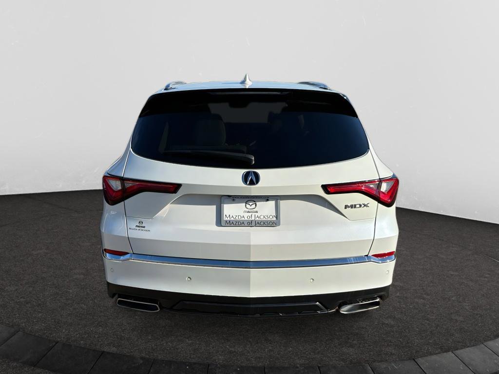 Used 2023 Acura MDX w/Technology Package image 4