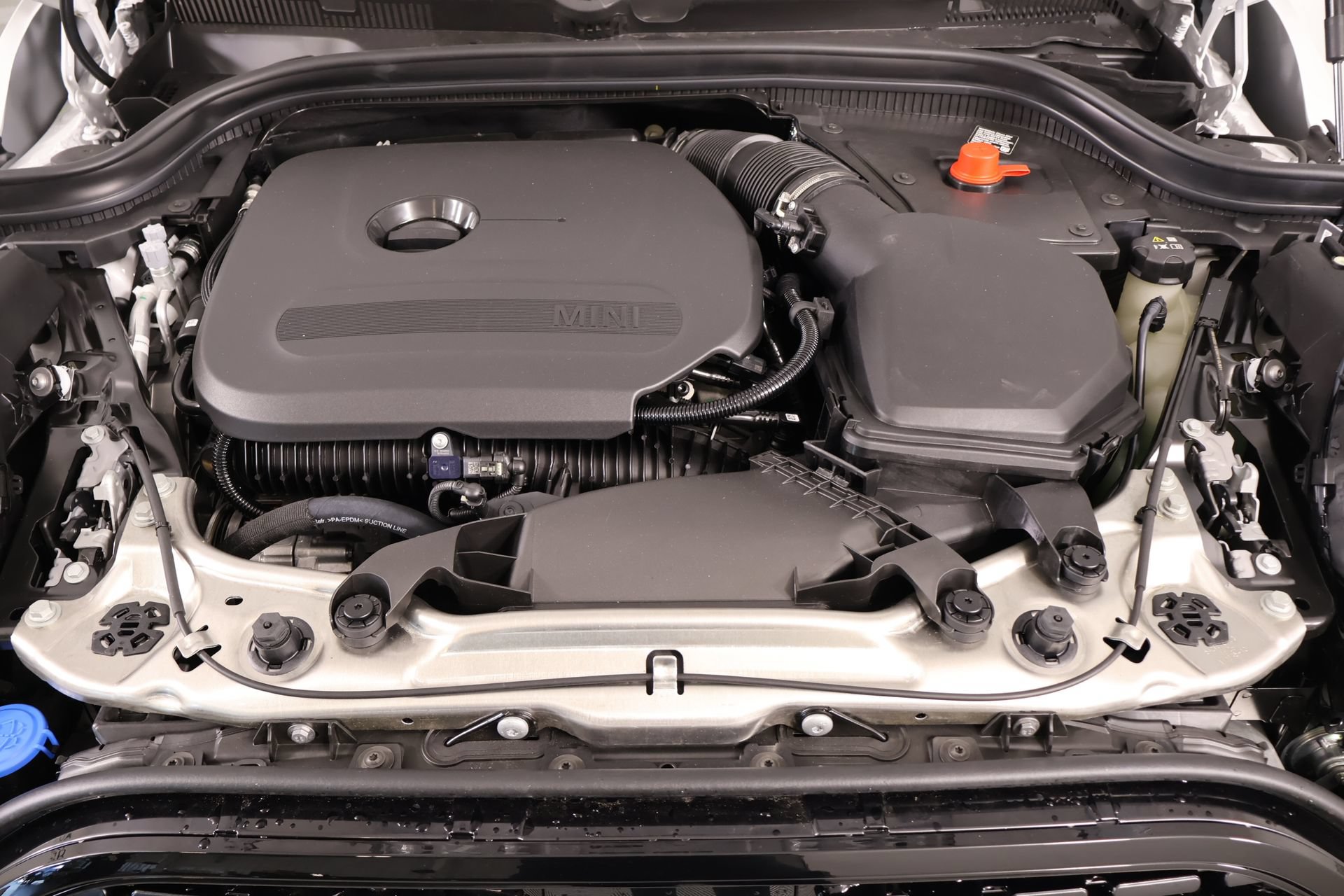 New 2026 MINI Cooper 2-Door Hardtop FWD image 17