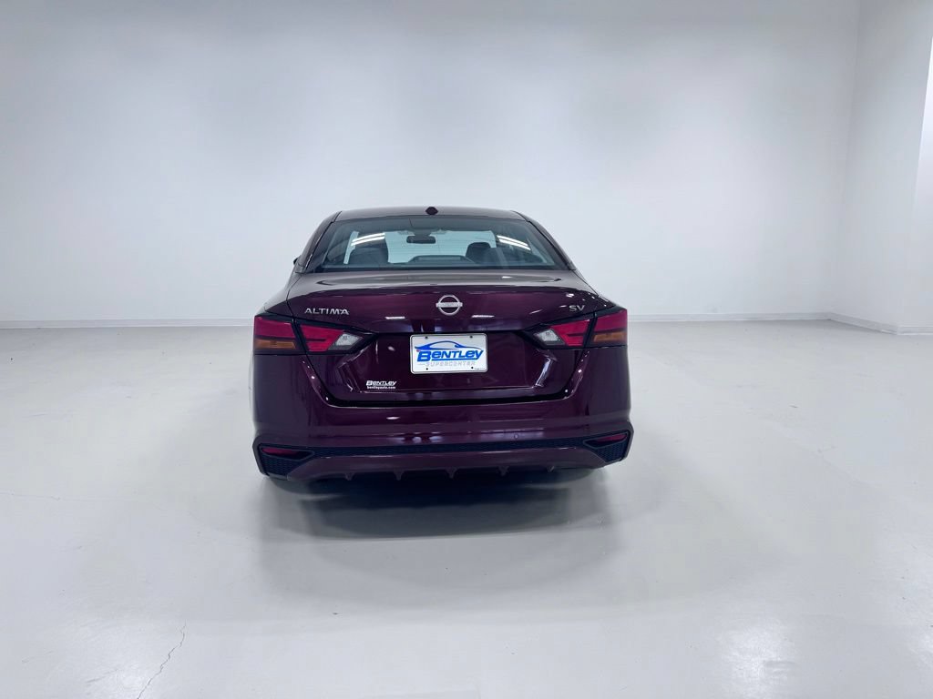 Used 2023 Nissan Altima 2.5 SV FWD image 8