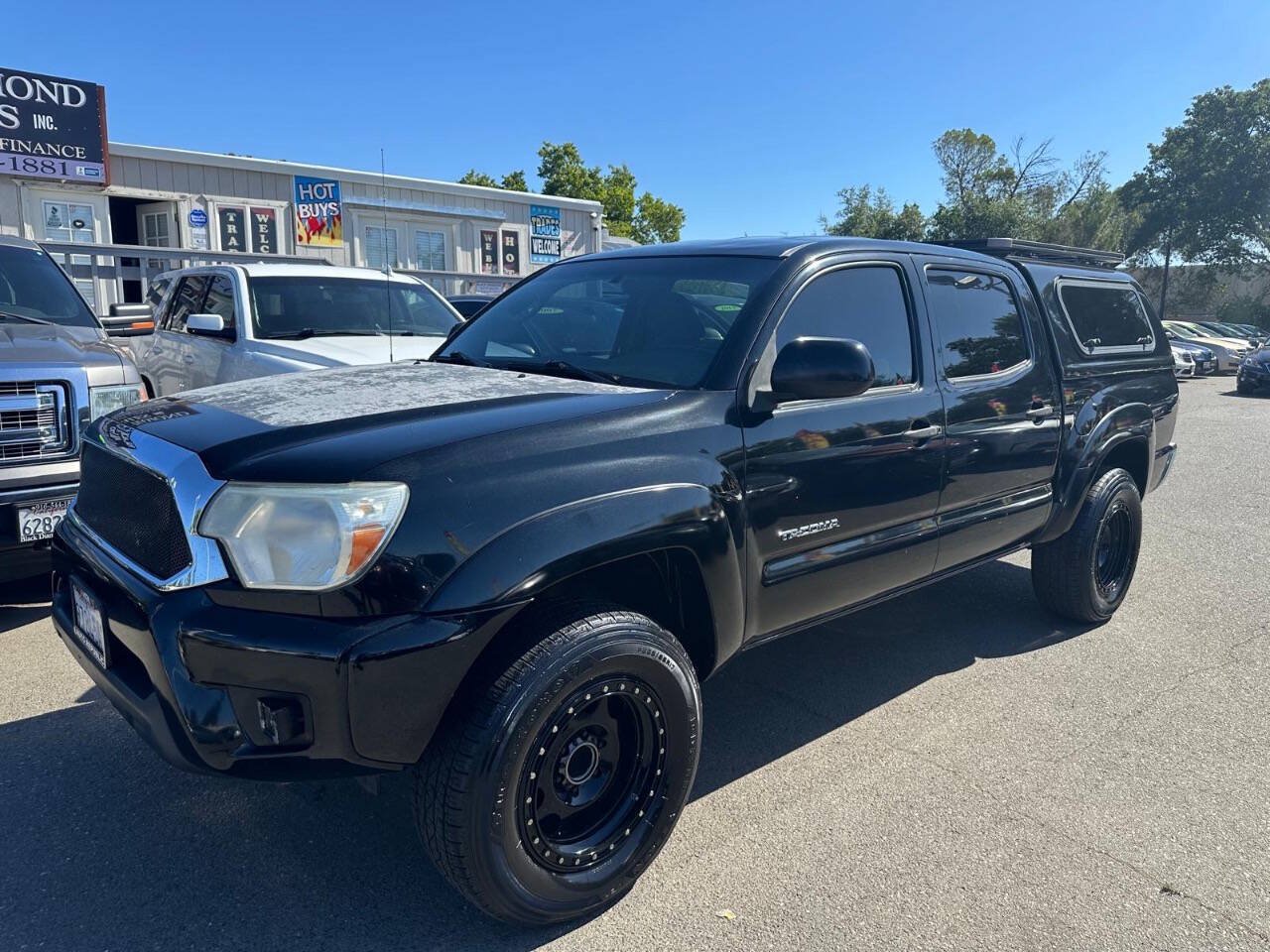 Used 2015 Toyota Tacoma PreRunner w/ SR5 Package RWD image 3