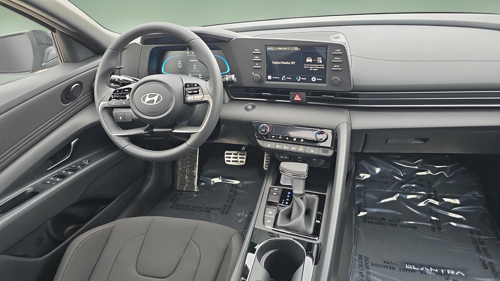 New 2026 Hyundai Elantra SEL Sport Premium FWD image 25
