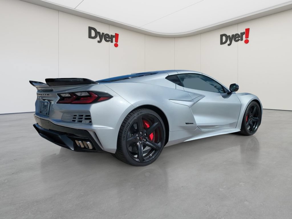 New 2026 Chevrolet Corvette E-Ray w/ ZER Performance Package AWD/4WD image 3