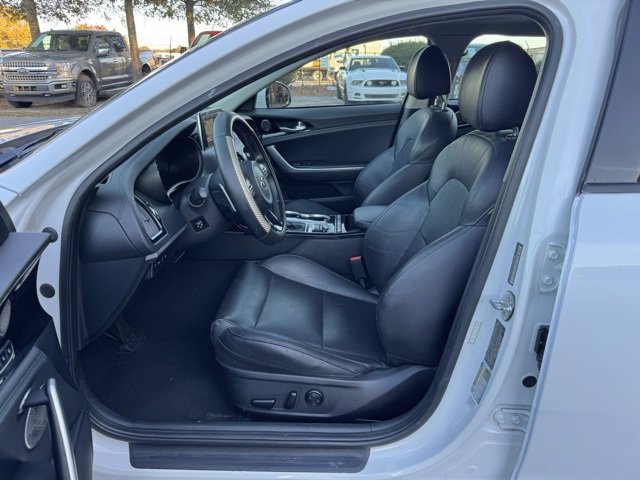 Used 2018 Kia Stinger Premium image 16