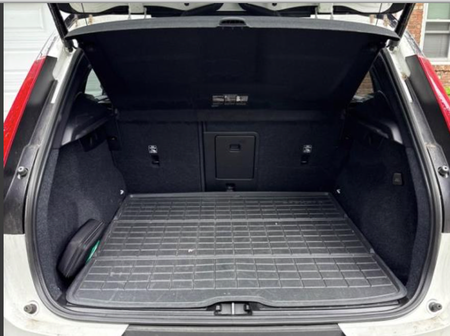 Certified 2023 Volvo XC40 Recharge Plus w/ Protection Package Premier AWD/4WD image 13