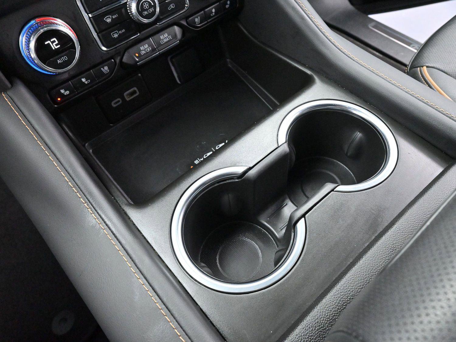 Used 2023 GMC Yukon AT4 w/ AT4 Premium Plus Package image 28