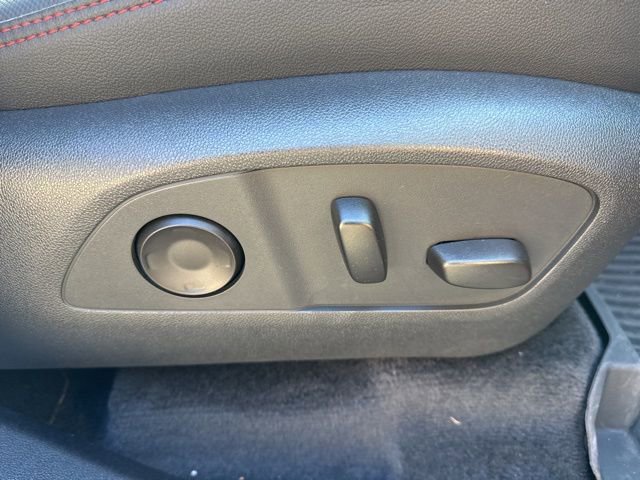 Used 2024 Chevrolet Traverse RS w/ LPO, Floor Liner Package image 35